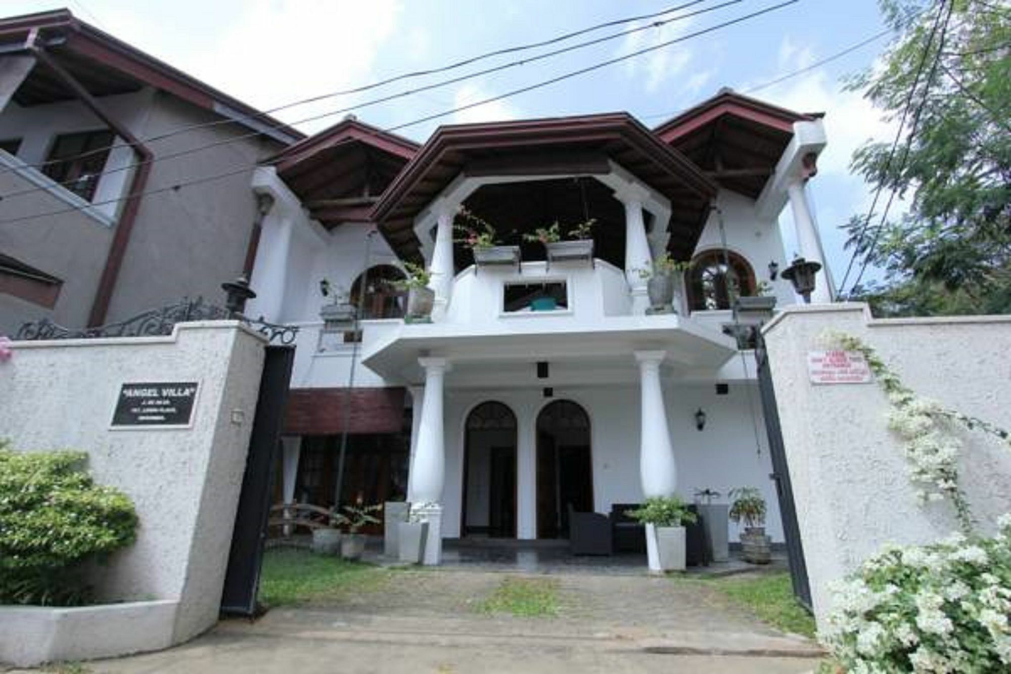 Angel Villa Negombo Exterior photo